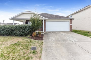 3249 Woodpoint Dr Nashville, TN 37207